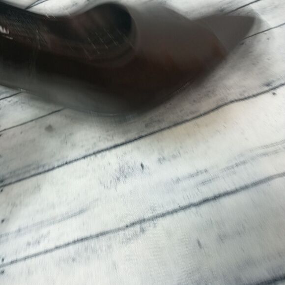 Anne Klein's Woman's SZ 8M Patent Brown Portia Shoes Upper Leather. - Picture 4 of 9